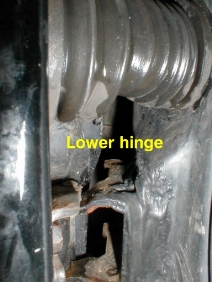 Driver Side - Bottom hinge closeup