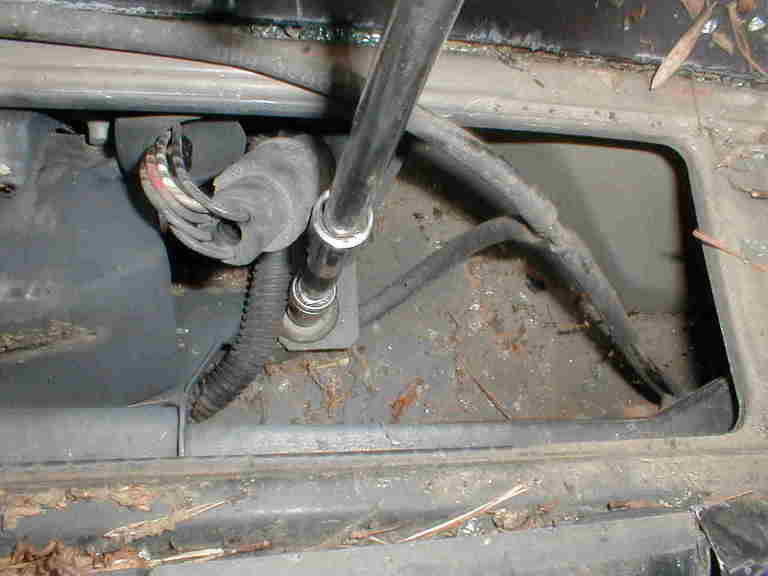 Bottom mounting bolts